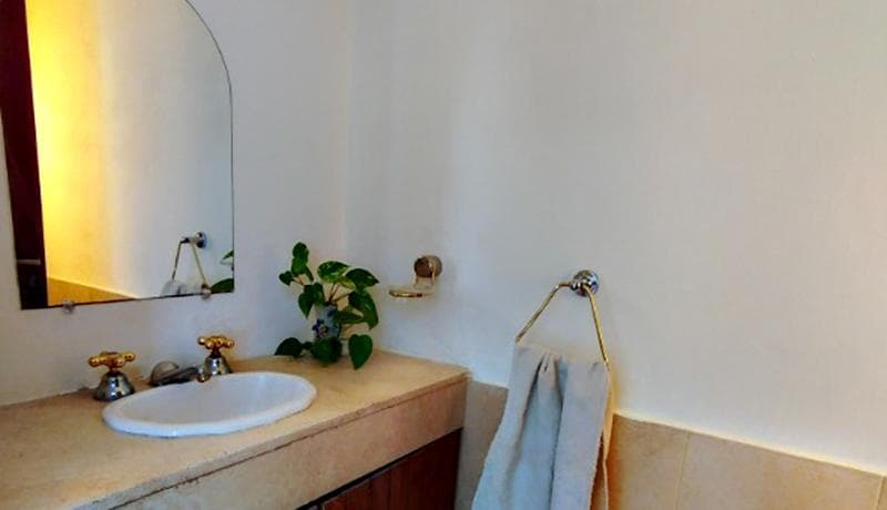 House for Sale in Del Viso, Pilar—Private Bermudas Community. Qualifies for a Mortgage! Amenities!