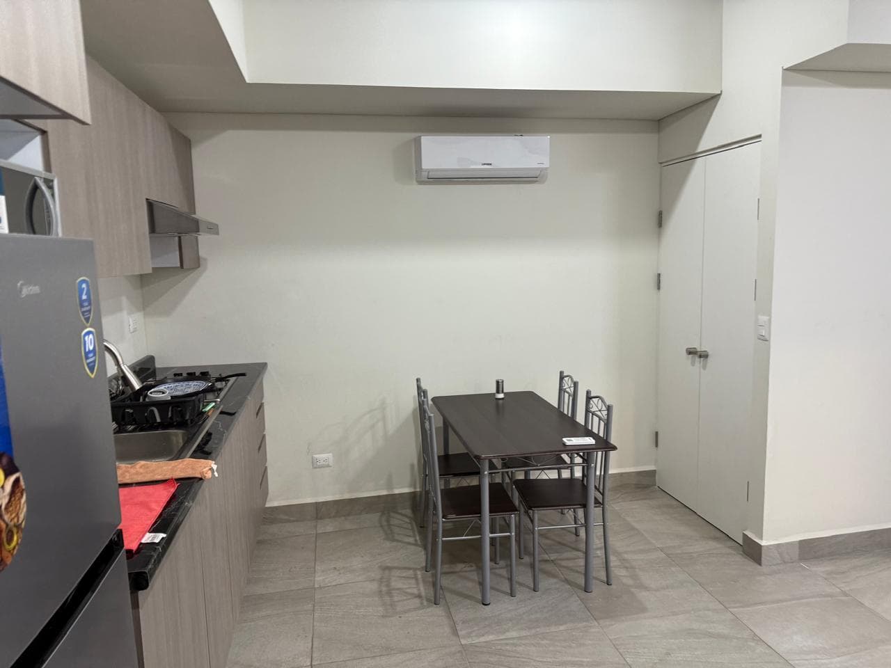 LOFT-STYLE APARTMENT FOR SALE IN THE MONTELEVA CENTRAL BUILDING