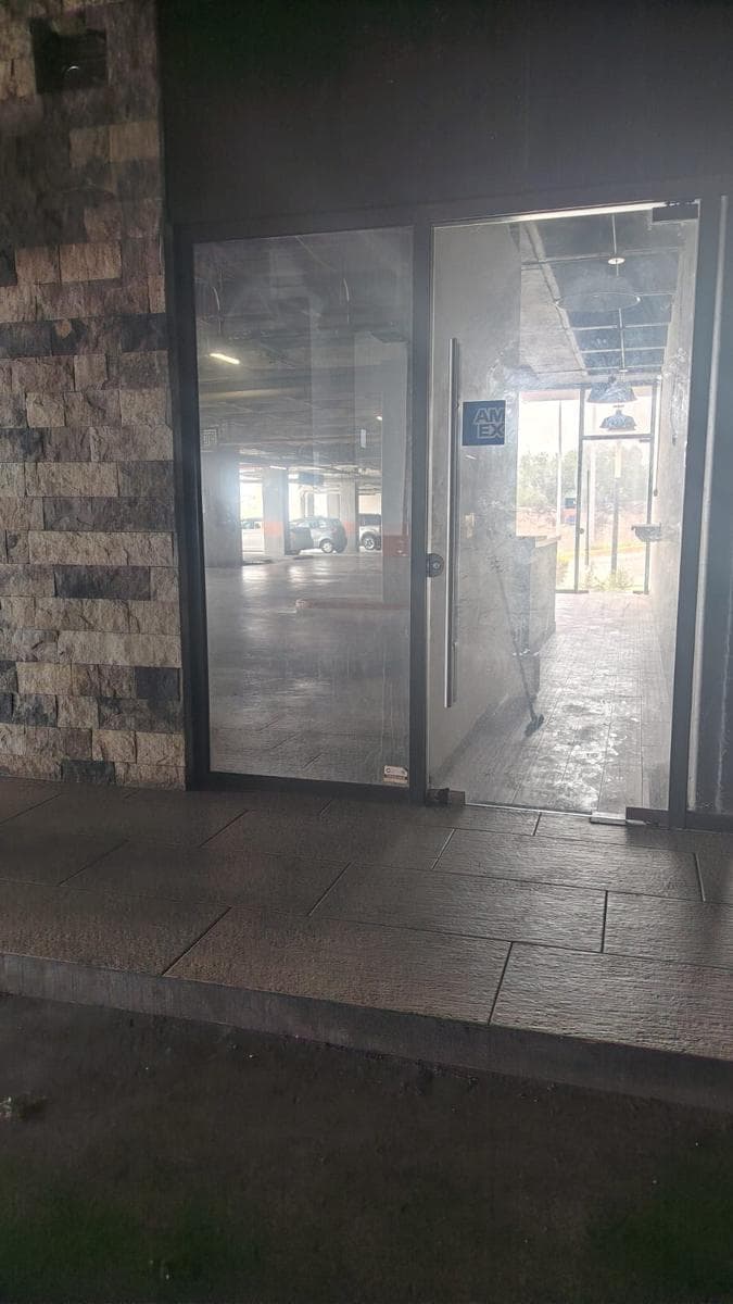RETAIL SPACES FOR RENT IN THE CENTRO DE MONTERREY SHOPPING CENTER