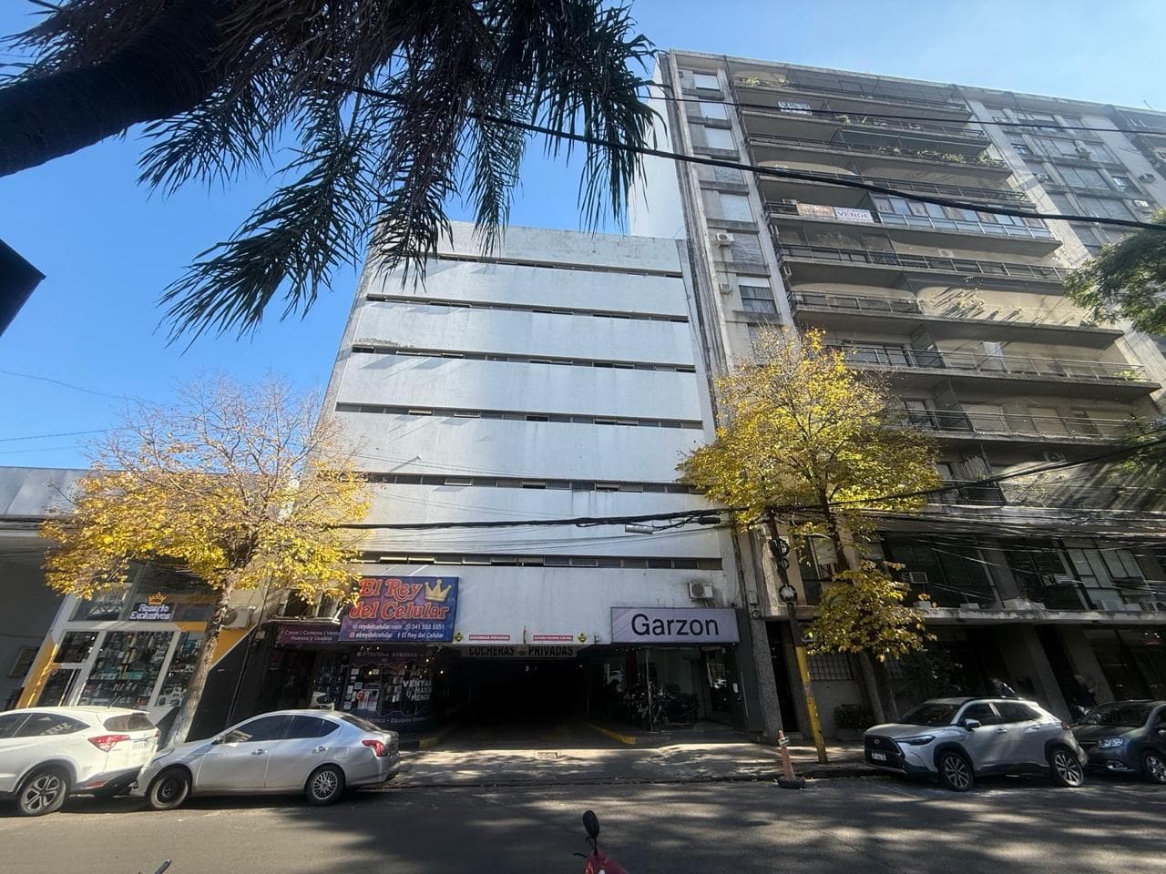 FOR SALE/TRADE. Garage. Downtown Rosario.
