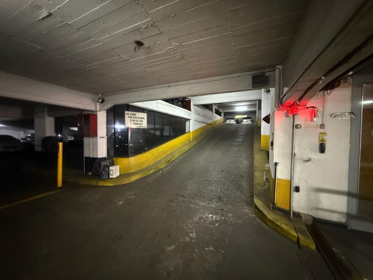 FOR SALE/TRADE. Garage. Downtown Rosario.
