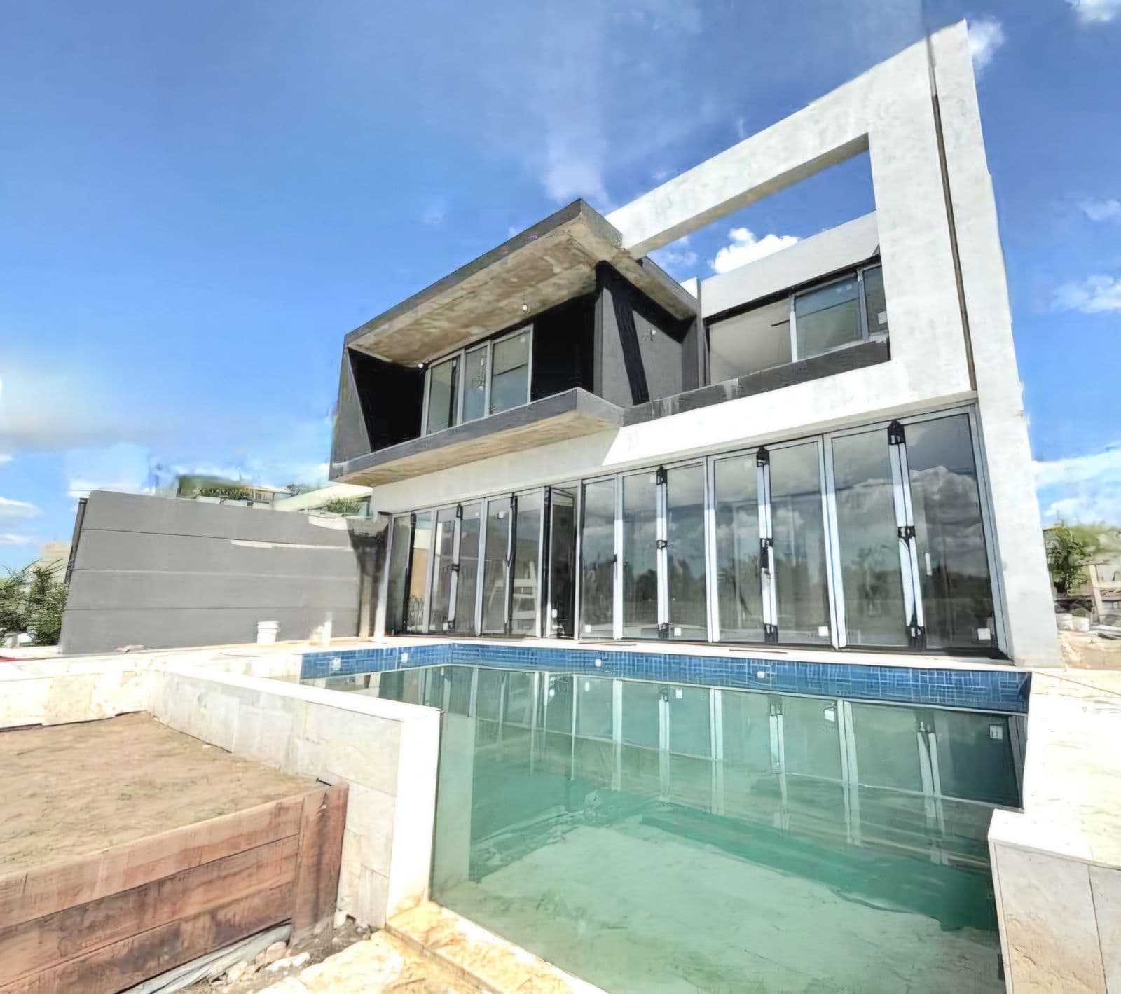 House on the Yacht. Bahia Grande. Nordelta
