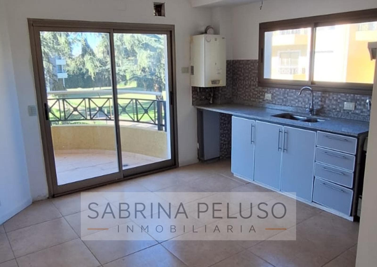 FOR SALE: Apartment in Moreno