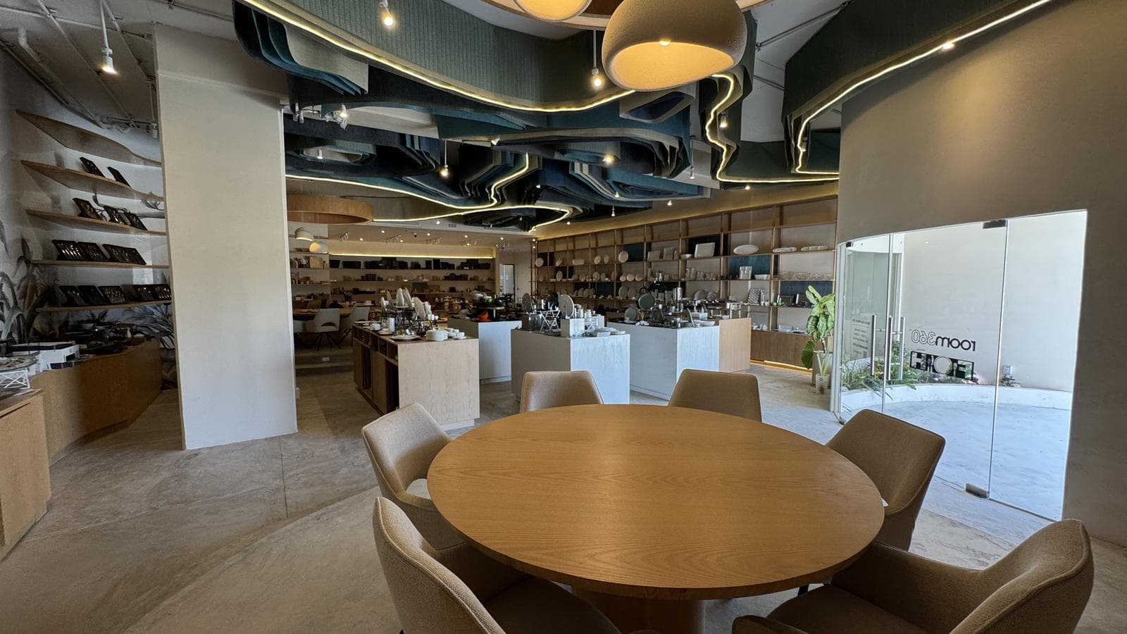 COMMERCIAL PROPERTY FOR SALE IN DOWNTOWN CANCUN ON TULUM AVENUE