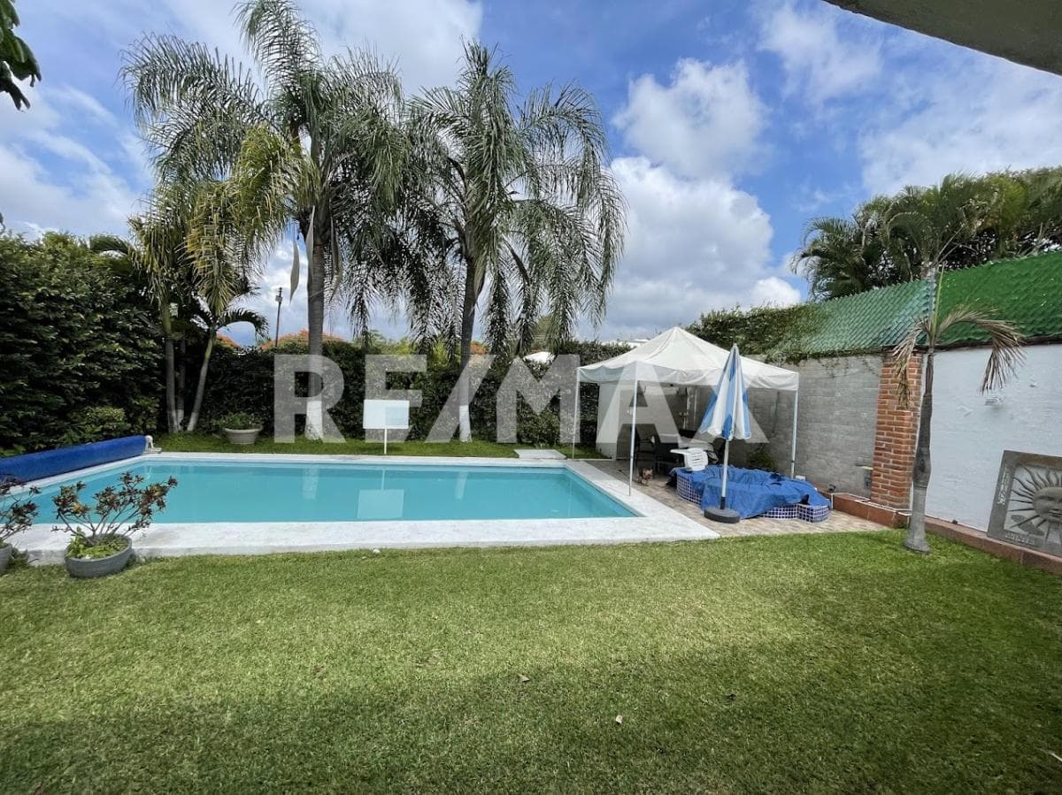 House for Sale in Morelos, Lomas de Cocoyoc