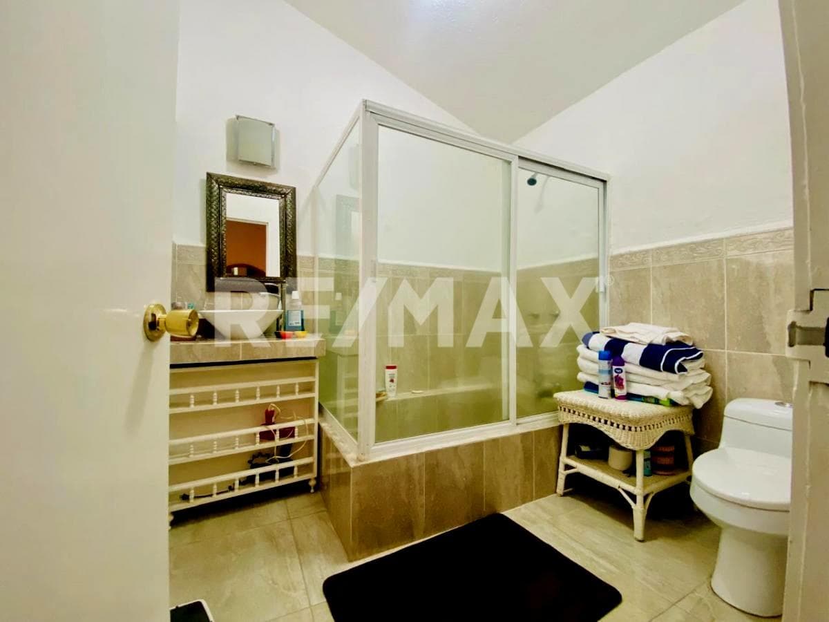 House for Sale in Morelos, Lomas de Cocoyoc