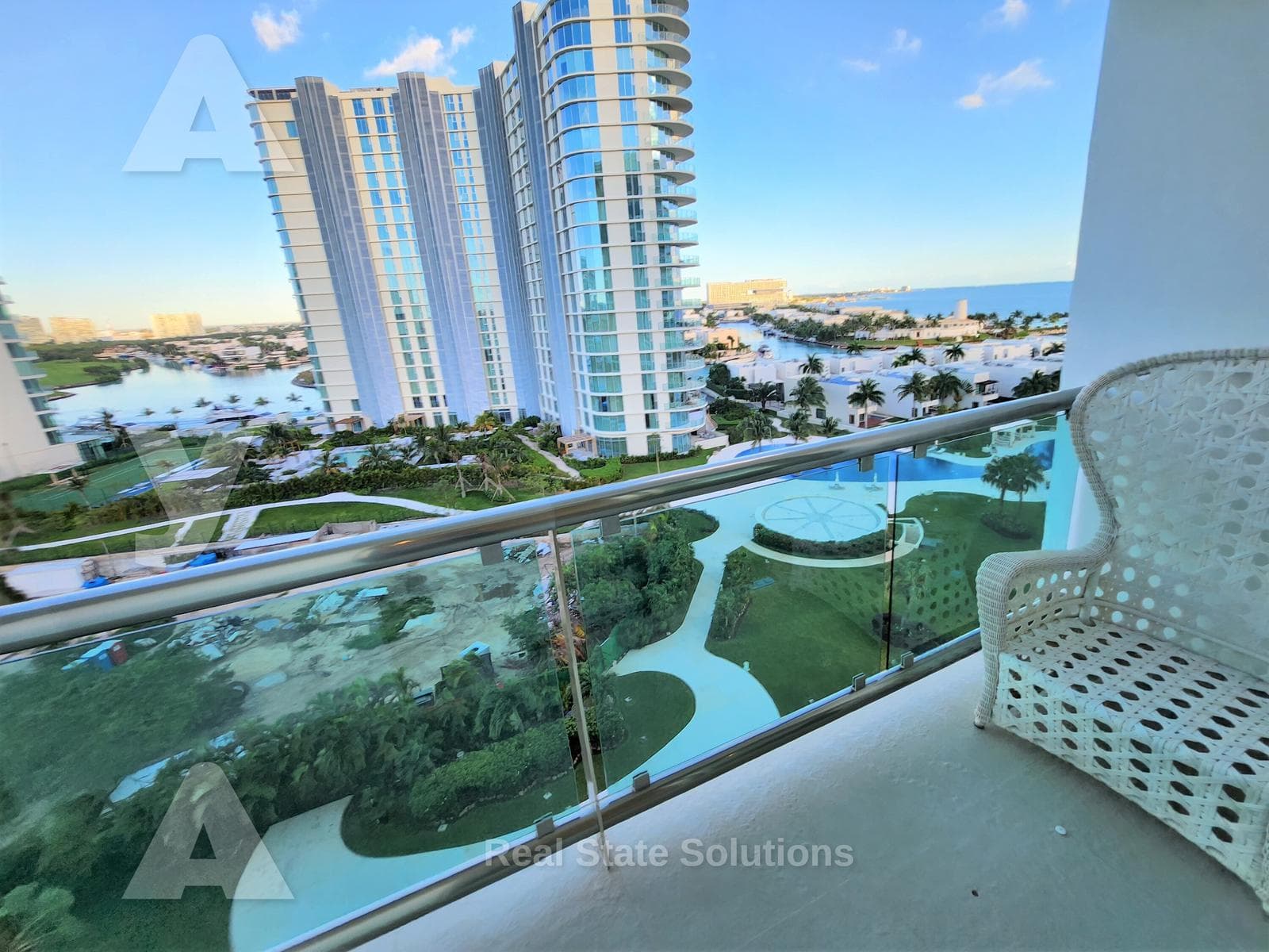 Apartment for Sale, Newly Remodeled/Furnished, 4 Bedrooms, Puerto Cancún