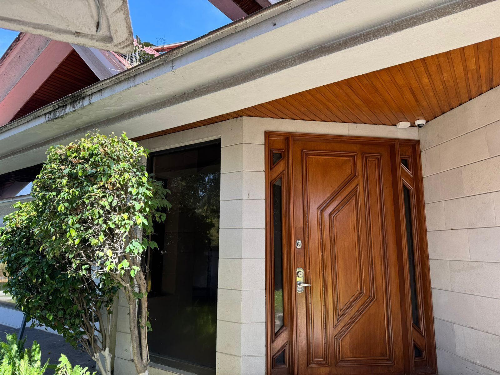 HOUSE FOR SALE IN BOSQUE DE REFORMA