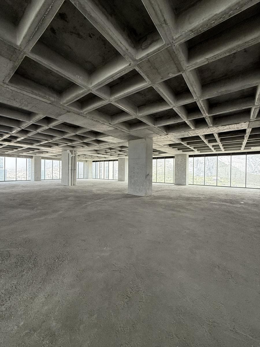 OFFICE FOR RENT IN OBRA GRIS