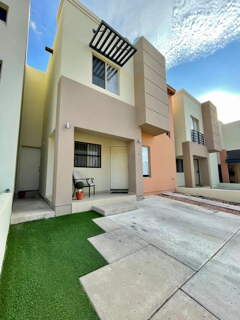 House for Sale in Santa Barbara Residencial