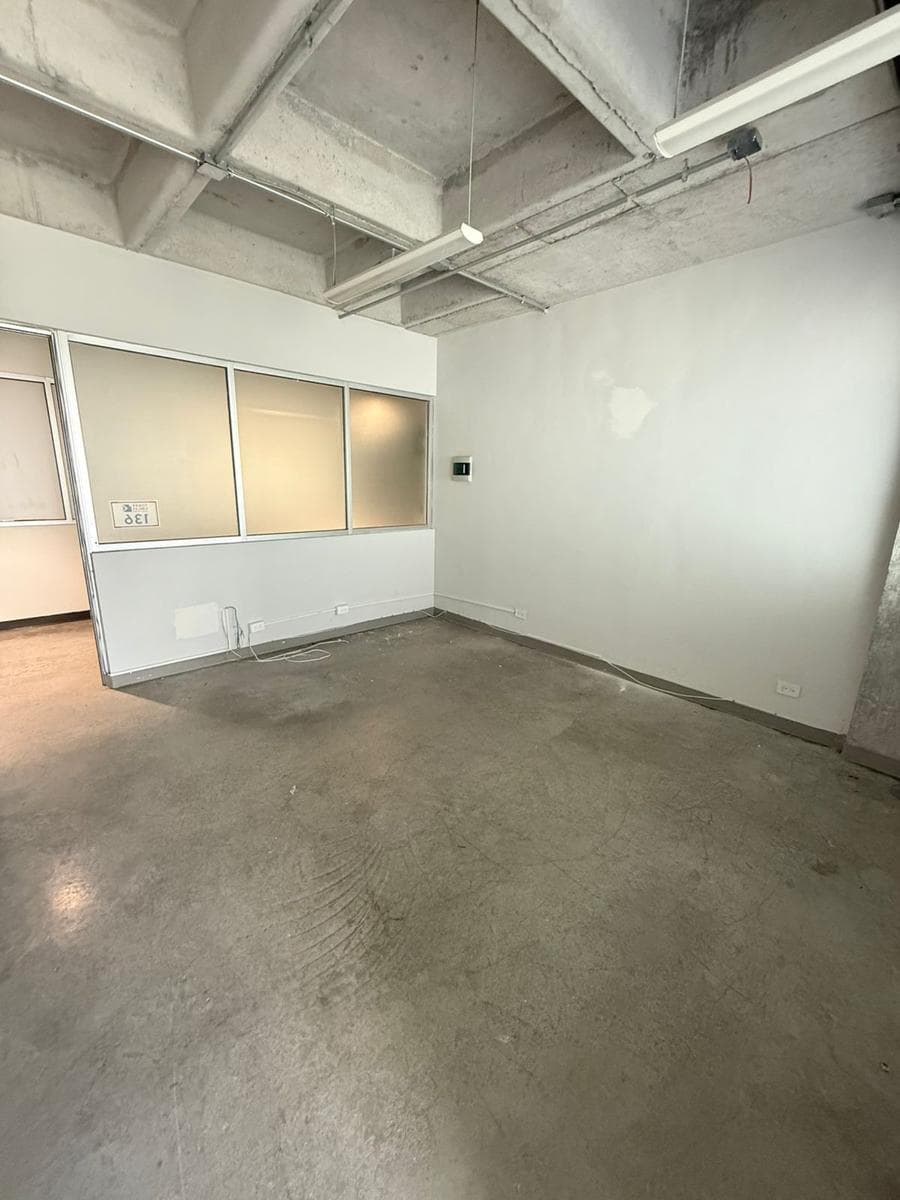 FULLY FURNISHED OFFICE FOR RENT
