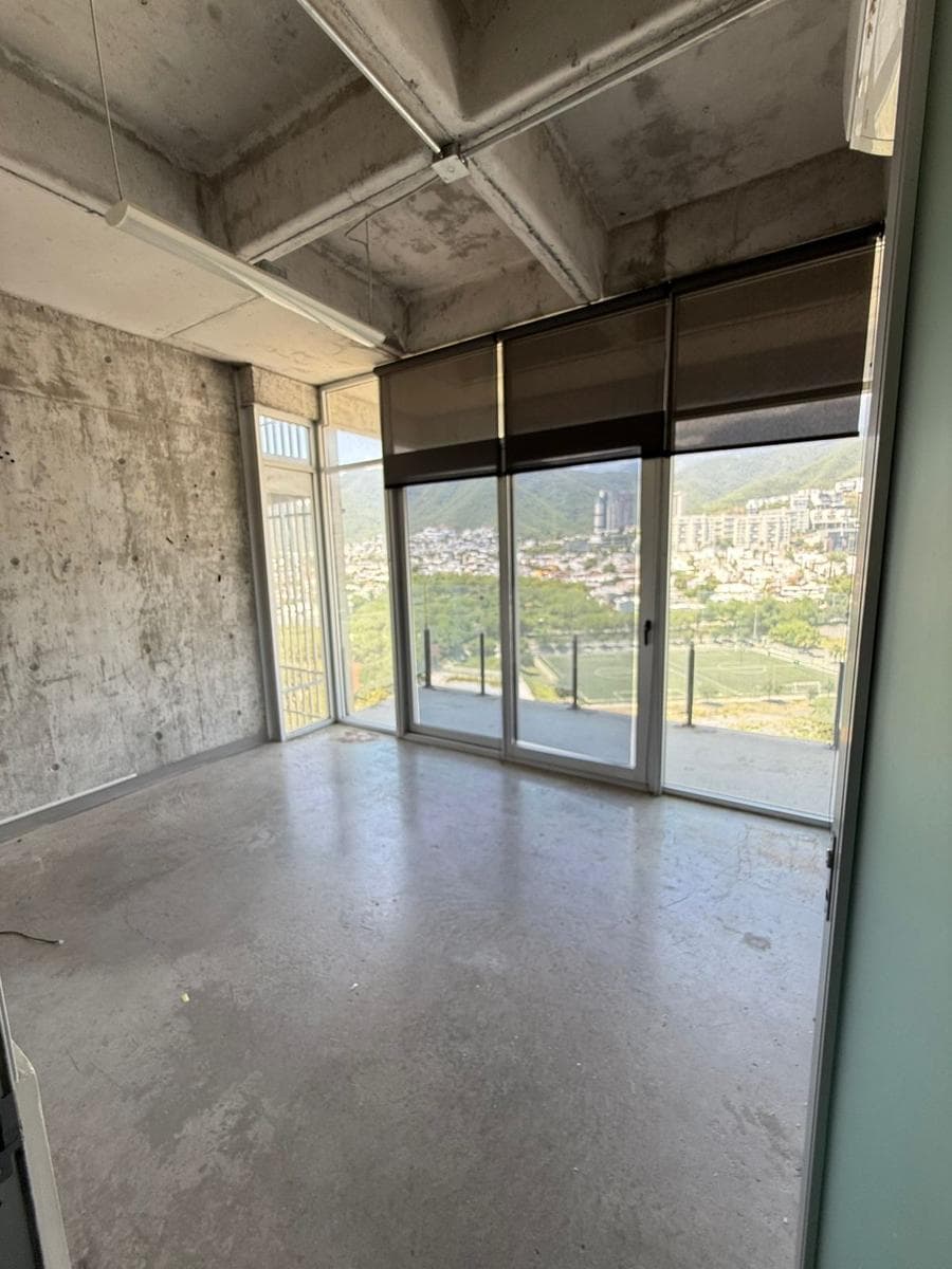 FULLY FURNISHED OFFICE FOR RENT