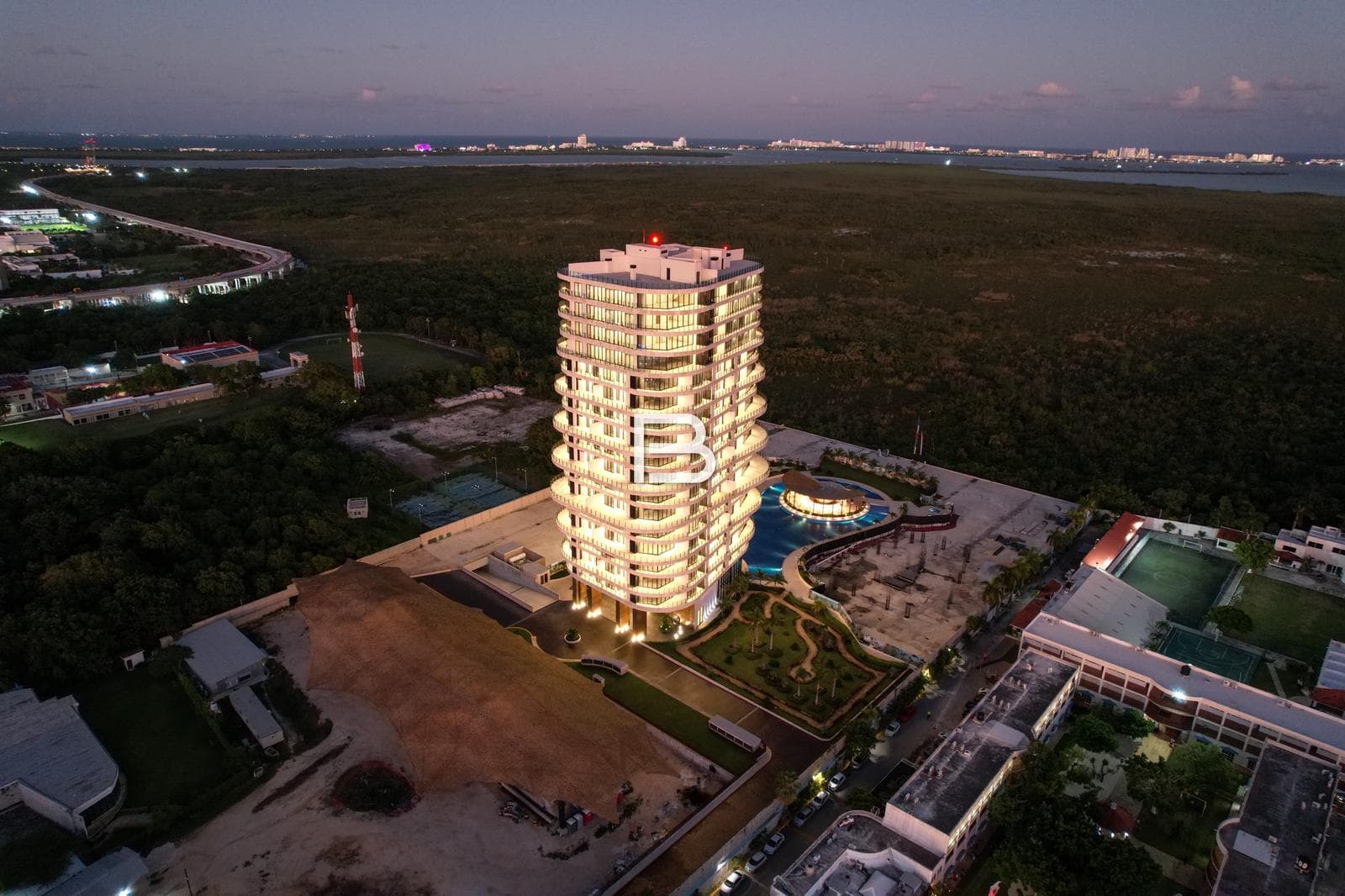 Apartment for Sale at Central Park Towers, Cancún