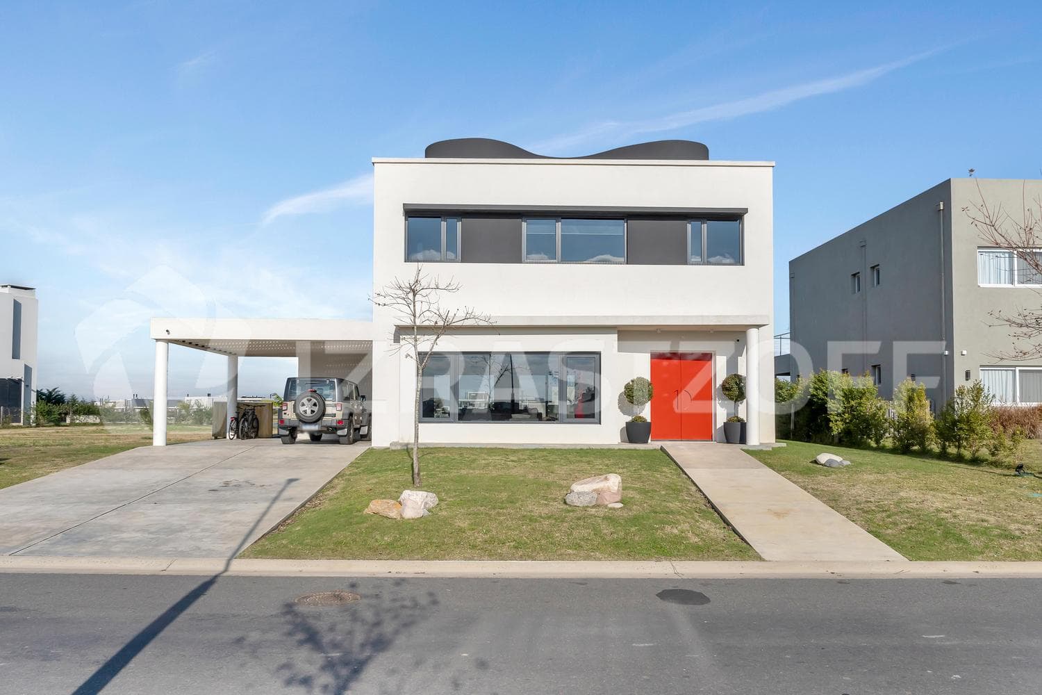 House for sale in Puertos. Costas neighborhood, 3 bedrooms. Near the lagoon
