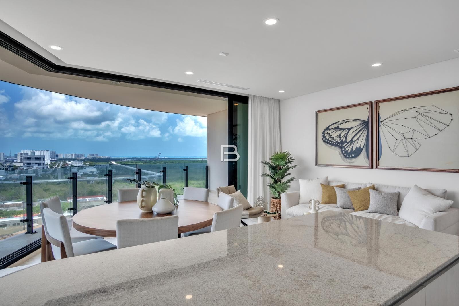 Central Park Cancún Apartment for Sale