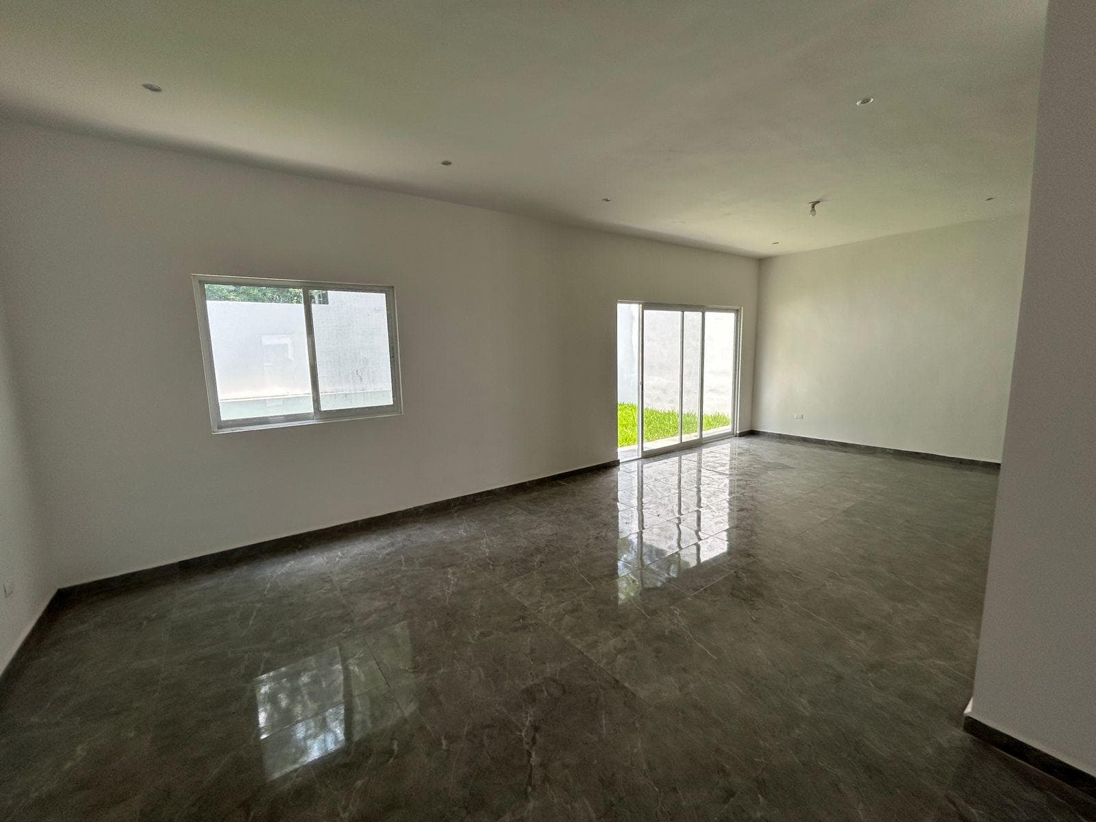 House for Sale in Mitica Residencial
