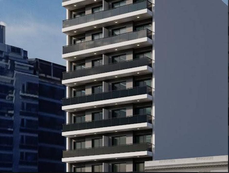 FOR SALE - 1-bedroom apartment with a balcony facing the inner courtyard to the west - Downtown, Rosario.