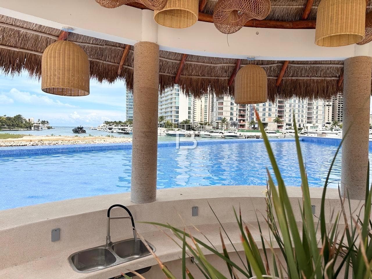 Marea Apartment in Cancún for Sale