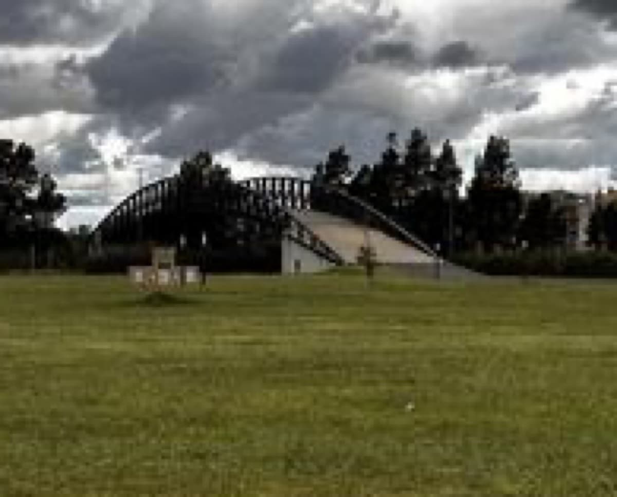 Land - Fisherton