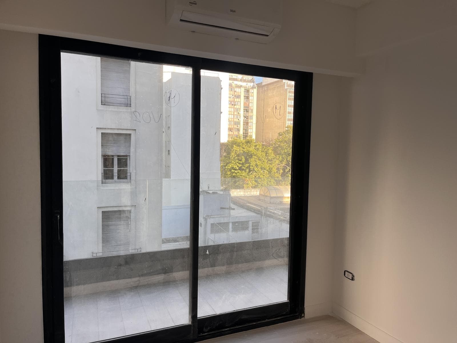 Montevideo 900 - 3 bedrooms, COURTYARD, BALCONY, Recoleta - Rooftop Gym & Sum