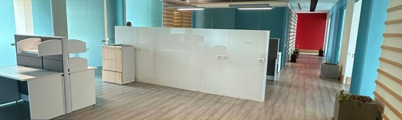 OFFICE FOR SALE/RENT IN VALLE ORIENTE