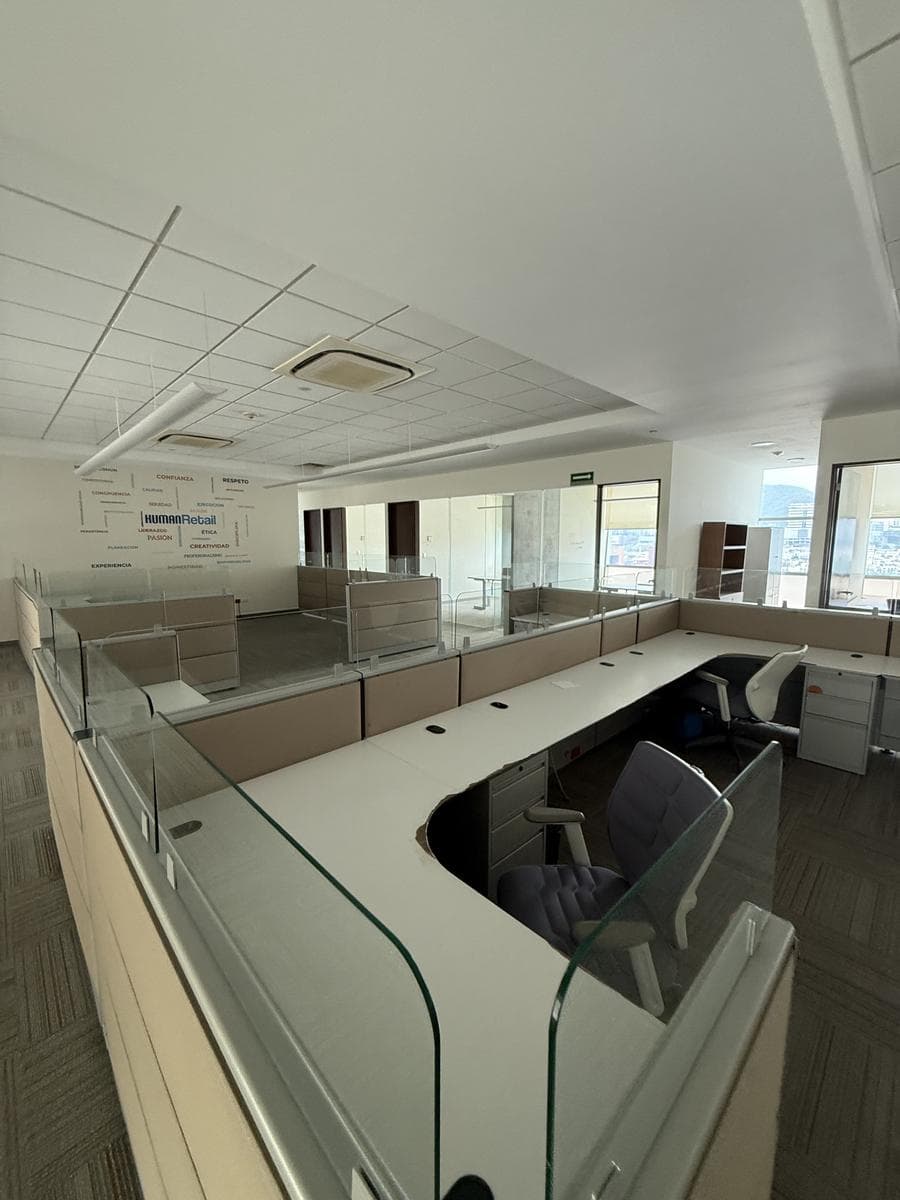 FULLY FURNISHED OFFICE FOR SALE/RENT