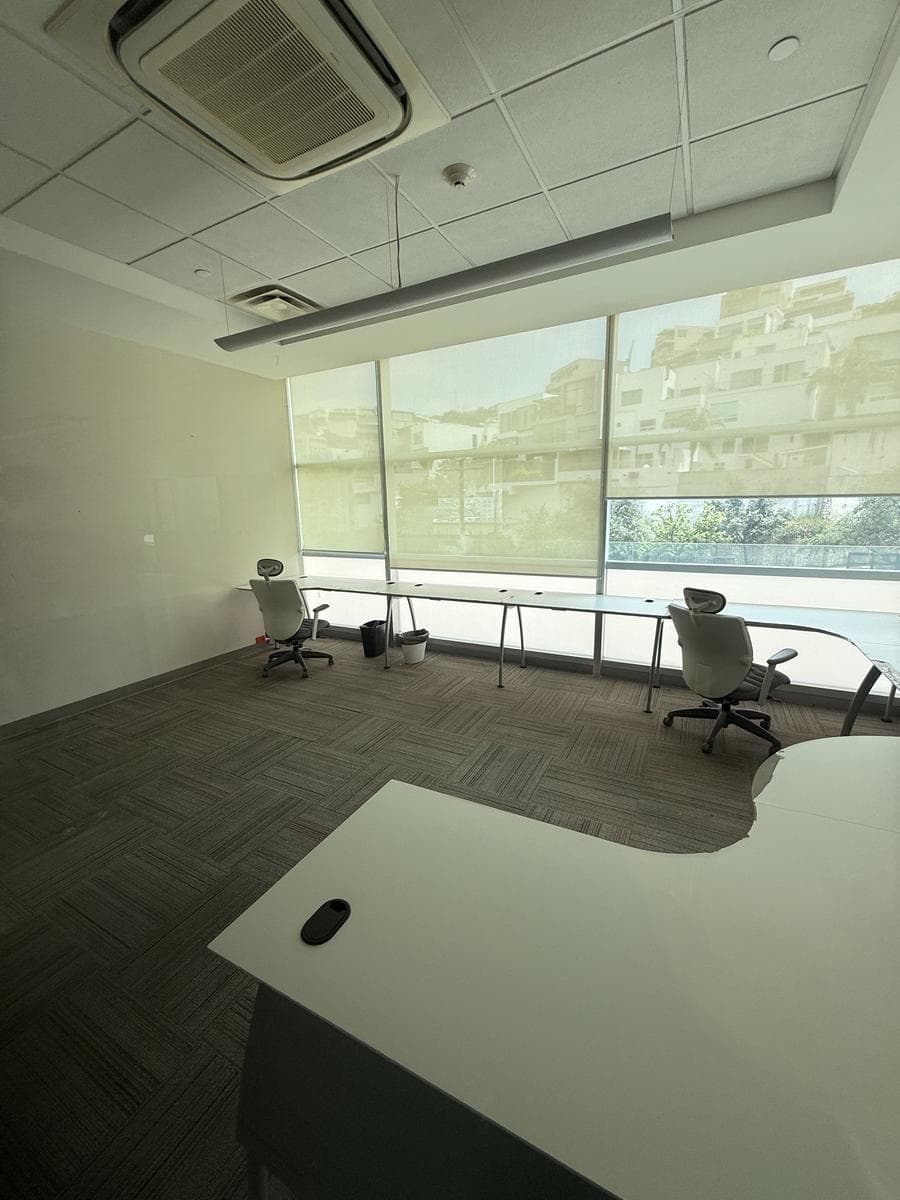 FULLY FURNISHED OFFICE FOR SALE/RENT