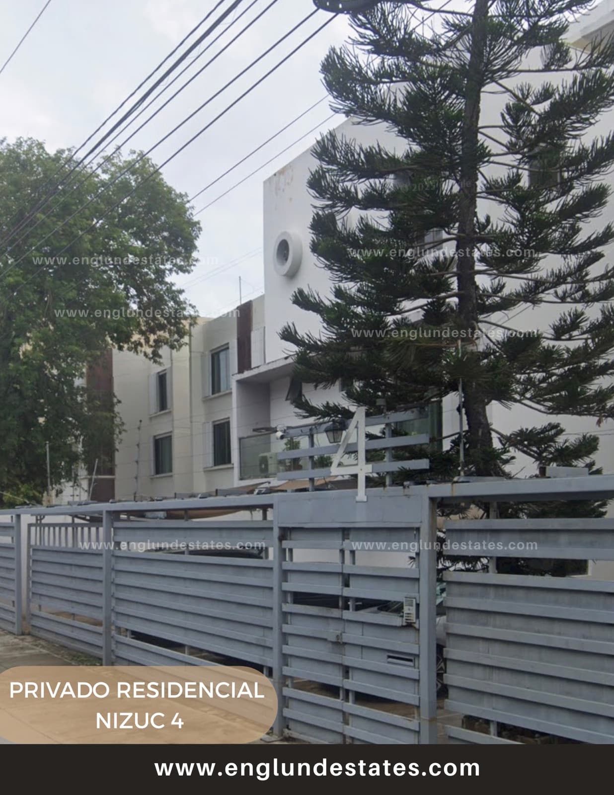 Two-story penthouse with 4 bedrooms, plus a studio and 4.5 bathrooms, near Plaza Las Américas