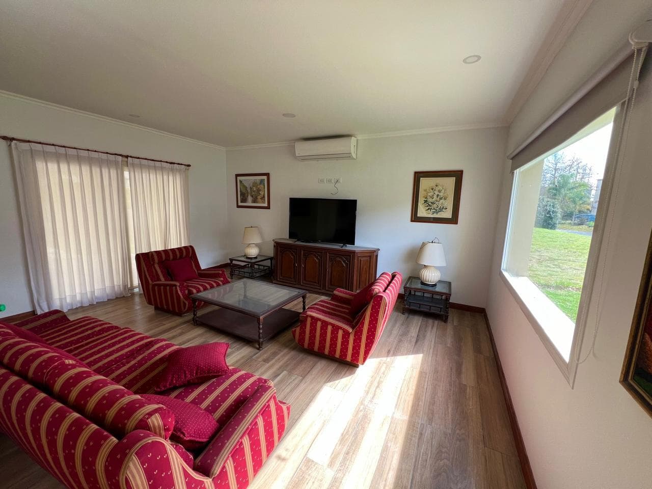 House for Sale in Haras Santa Maria - Las Lomas Neighborhood - Escobar (Leased Through August 31, 2026)