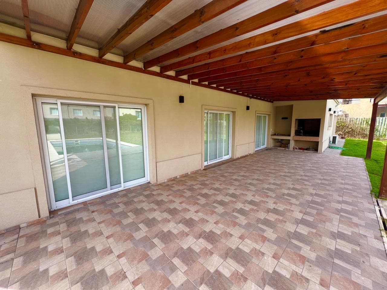 House for Sale in Haras Santa Maria - Las Lomas Neighborhood - Escobar (Leased Through August 31, 2026)