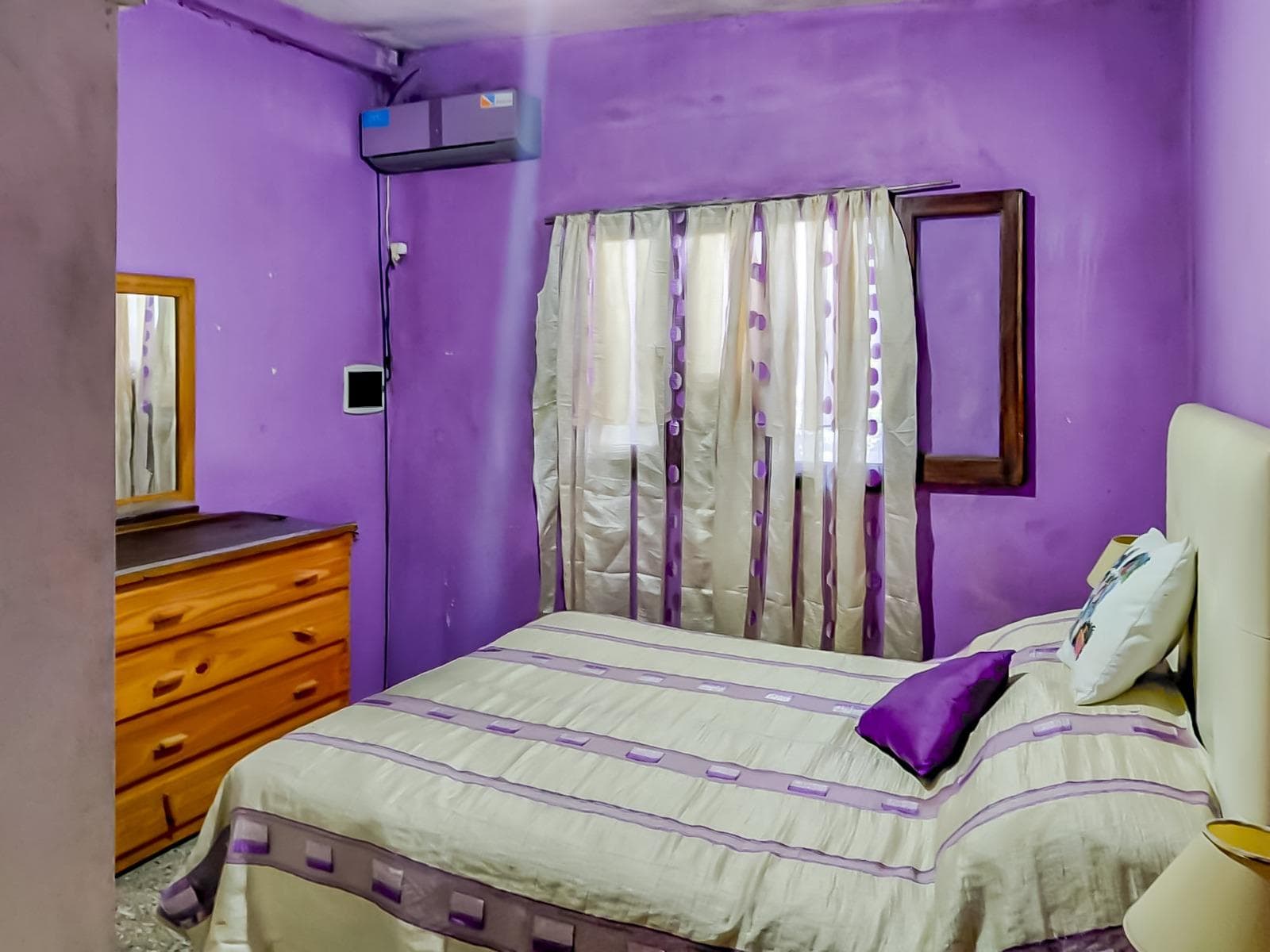 FOR SALE - 2-bedroom house with a porch and barbecue area - Pérez, Santa Fe.