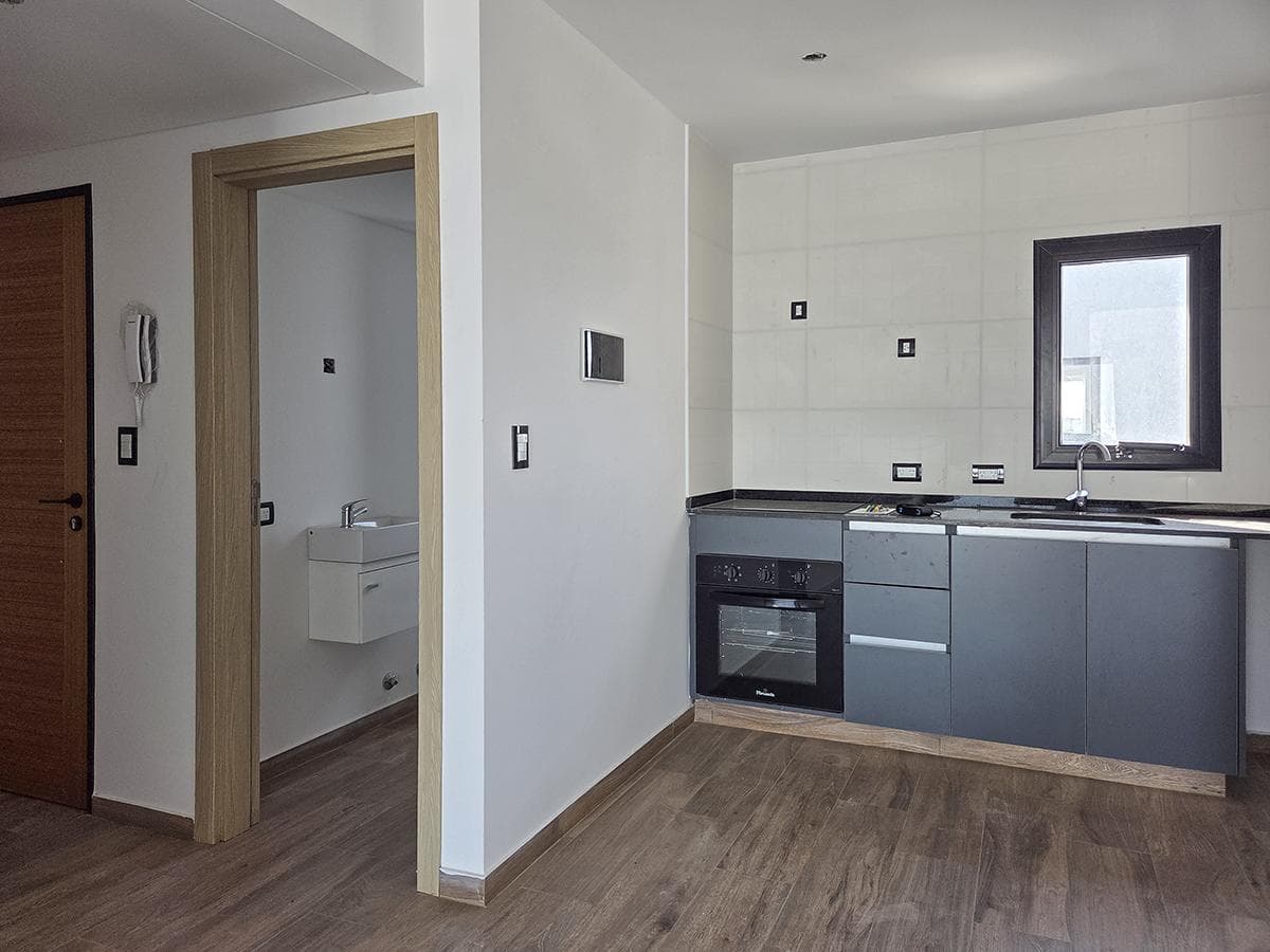 VENTA DEPARTAMENTO 2 AMBIENTES PARQUE CHAS CON BALCON ESTRENAR