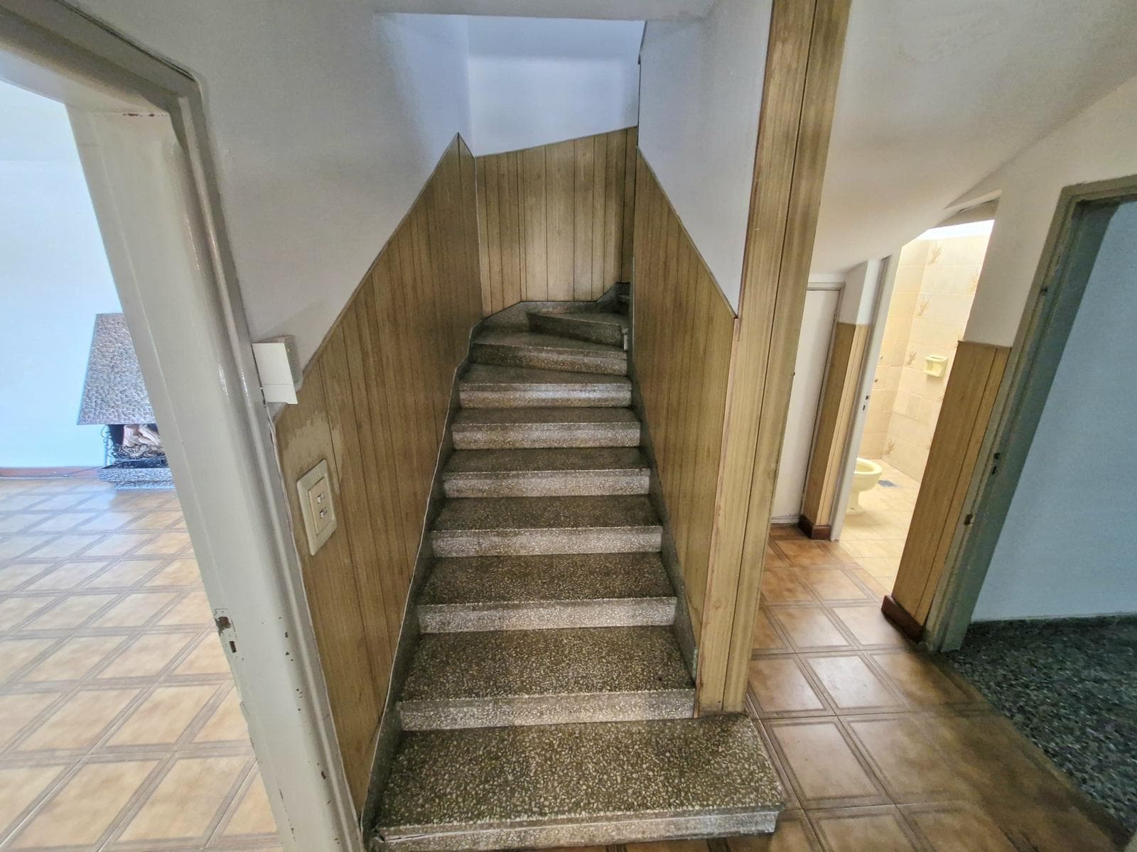 3-BEDROOM HOUSE FOR SALE - NEAR MAESTRO VIDAL - ALTO ALBERDI