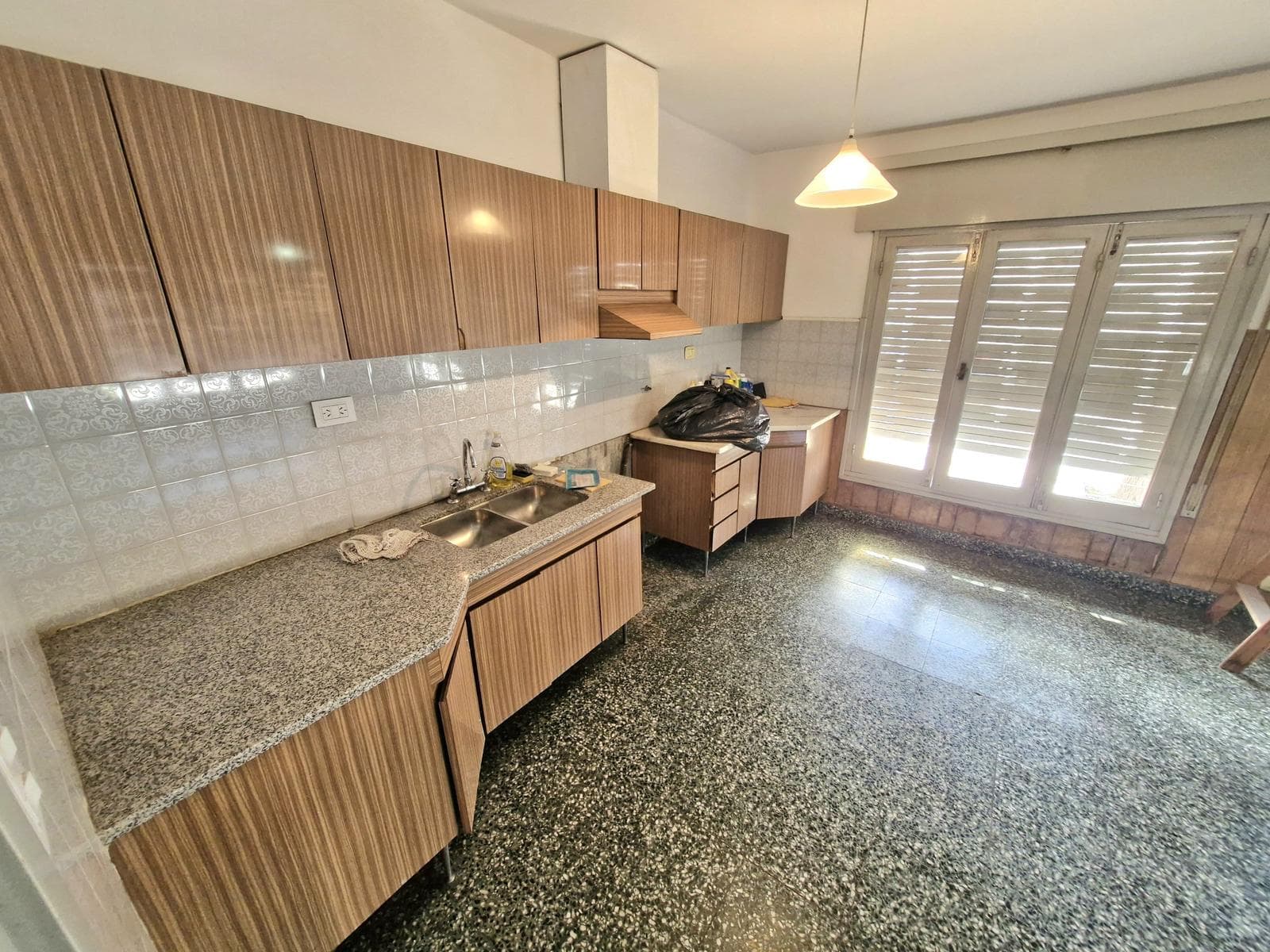 3-BEDROOM HOUSE FOR SALE - NEAR MAESTRO VIDAL - ALTO ALBERDI