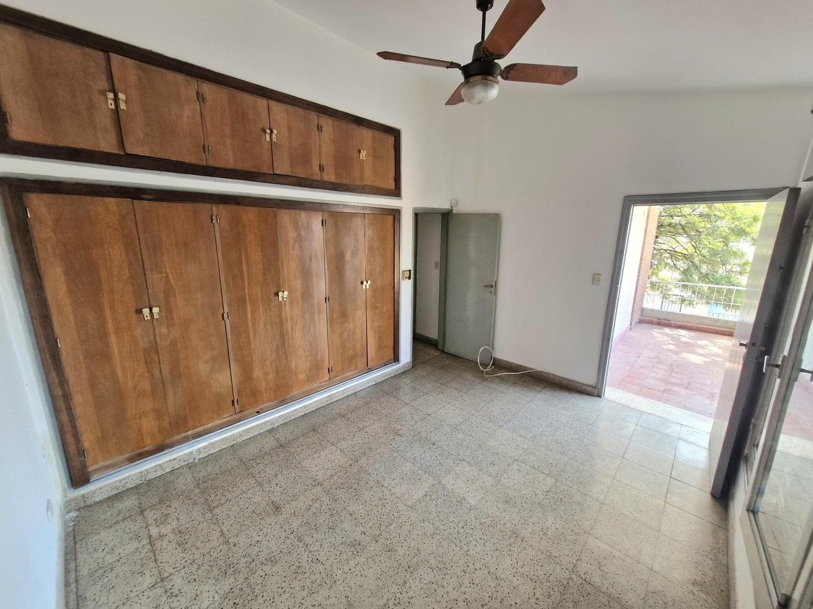 3-BEDROOM HOUSE FOR SALE - NEAR MAESTRO VIDAL - ALTO ALBERDI