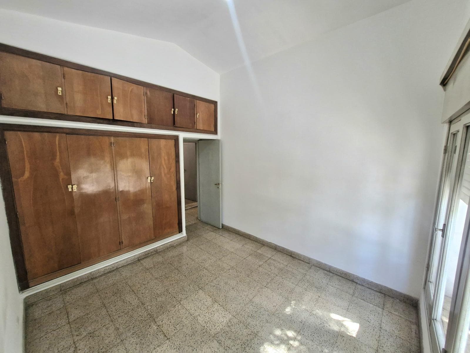 3-BEDROOM HOUSE FOR SALE - NEAR MAESTRO VIDAL - ALTO ALBERDI