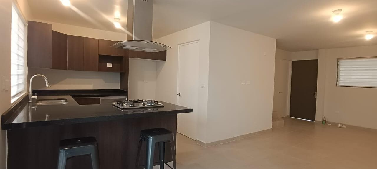 HOUSE FOR RENT IN DOMINIO CUMBRES - MURANO RESIDENCIAL