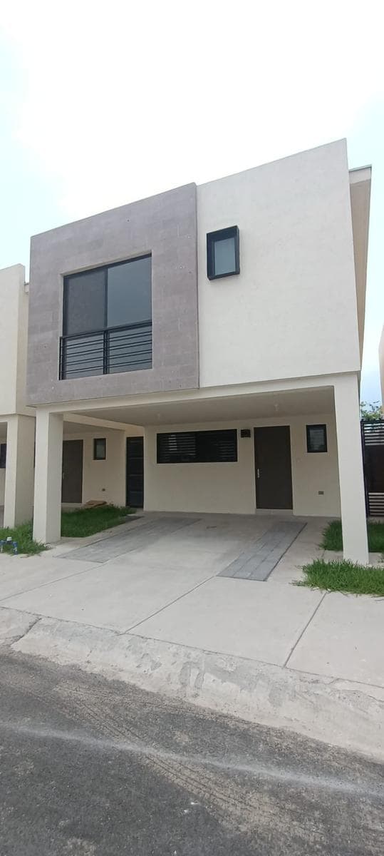 HOUSE FOR RENT IN DOMINIO CUMBRES - MURANO RESIDENCIAL