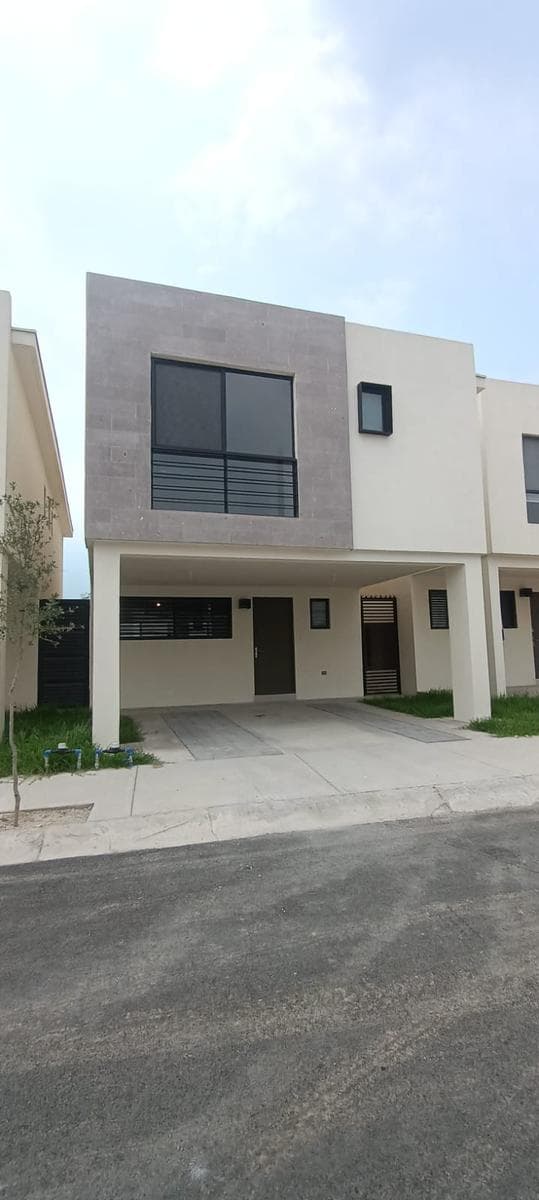 HOUSE FOR RENT IN DOMINIO CUMBRES - MURANO RESIDENCIAL