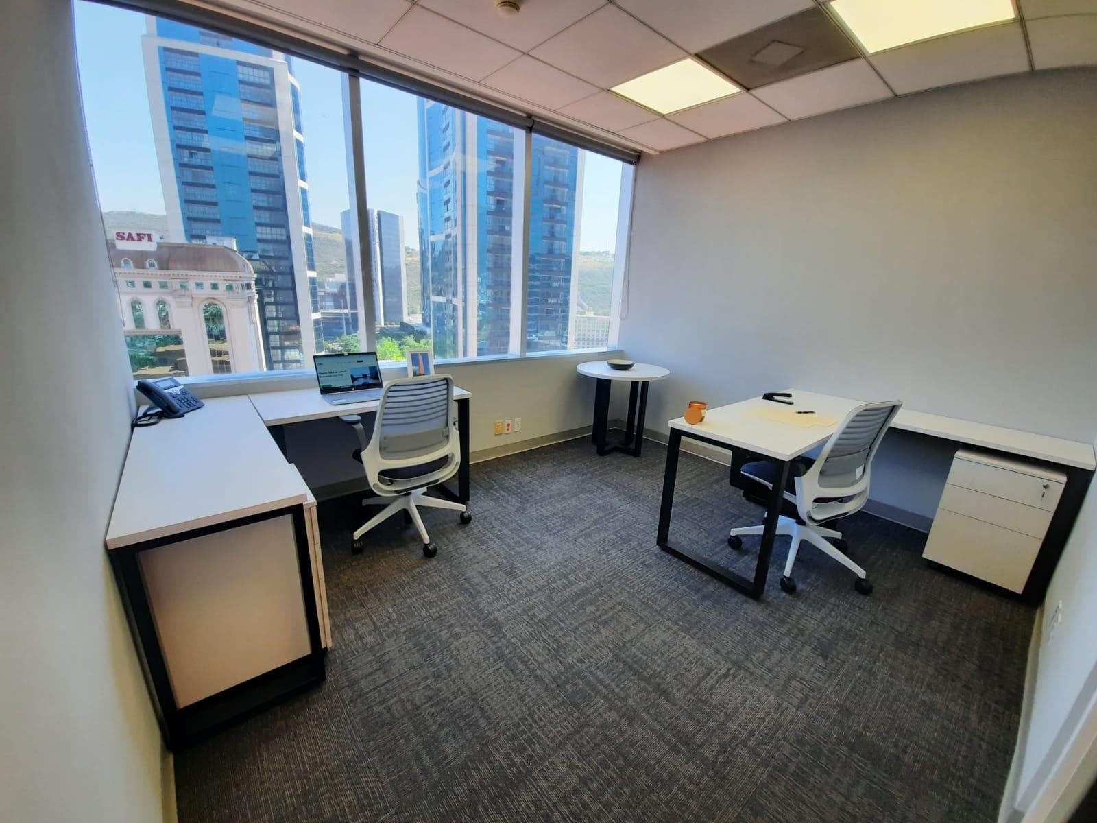 FULLY EQUIPPED AND FURNISHED OFFICE