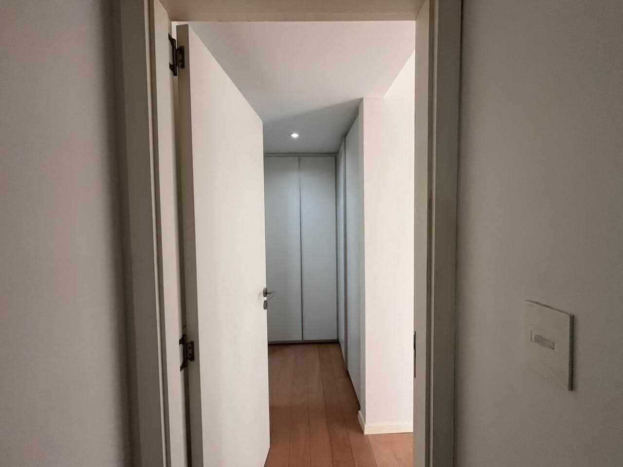 FOR SALE - 2-Bedroom Apartment, Garage Option - Downtown, Rosario