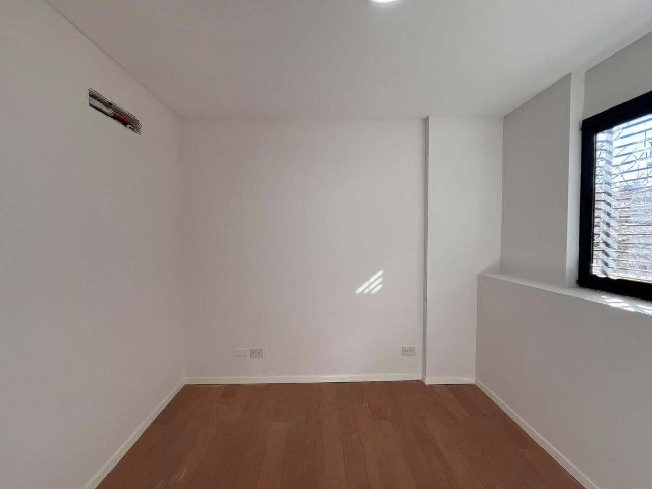 FOR SALE - 2-Bedroom Apartment, Garage Option - Downtown, Rosario
