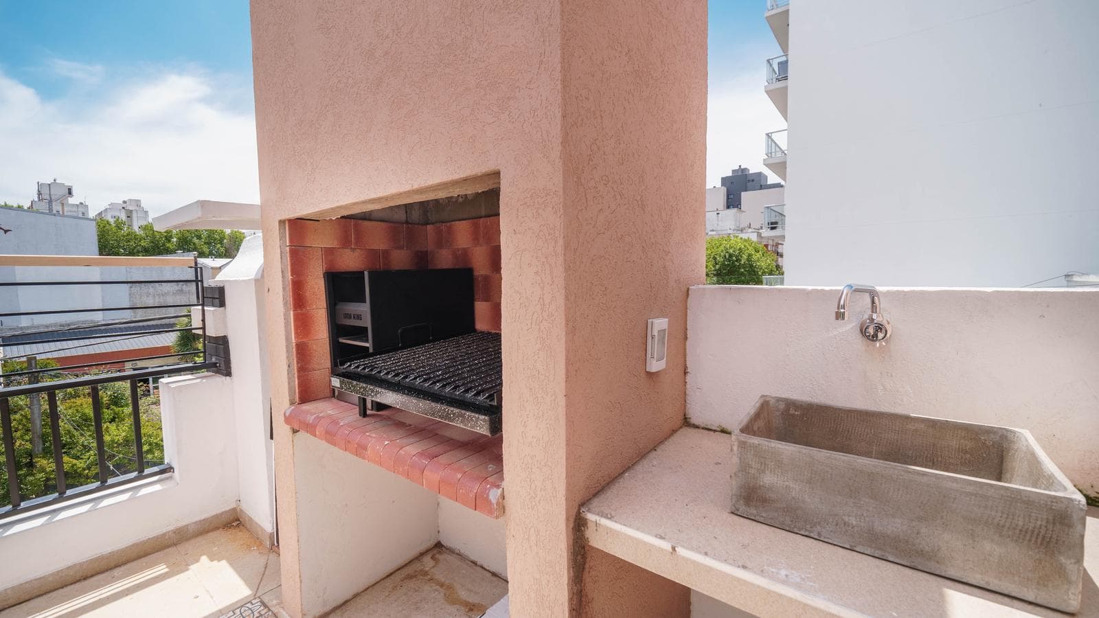 Fully Recycled Duplex Apartment in Chauvin
