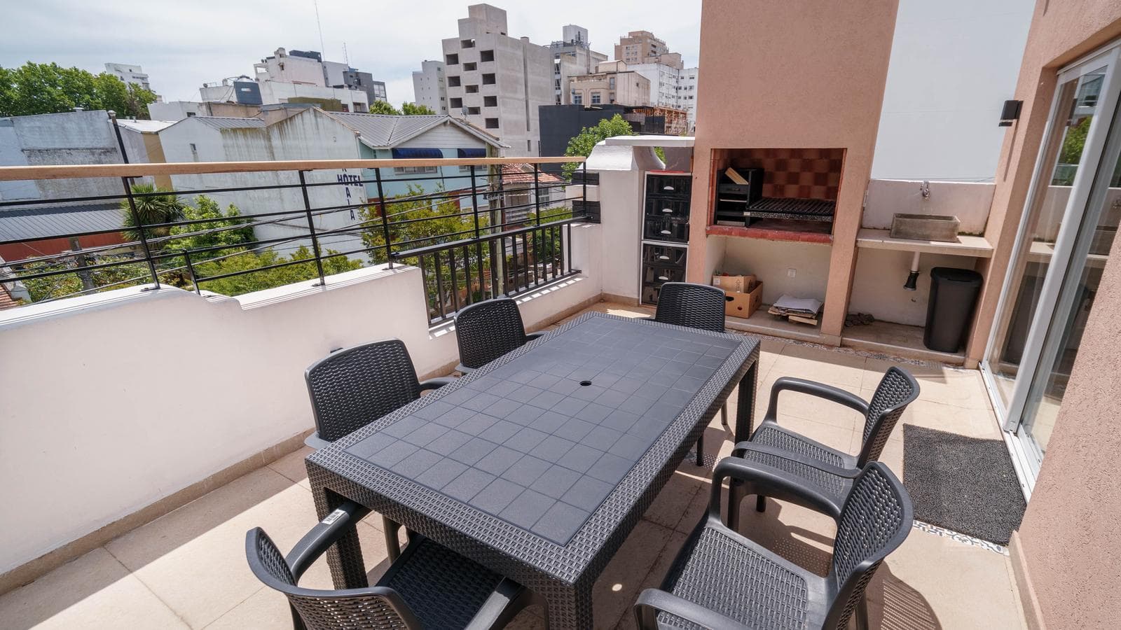 Fully Recycled Duplex Apartment in Chauvin