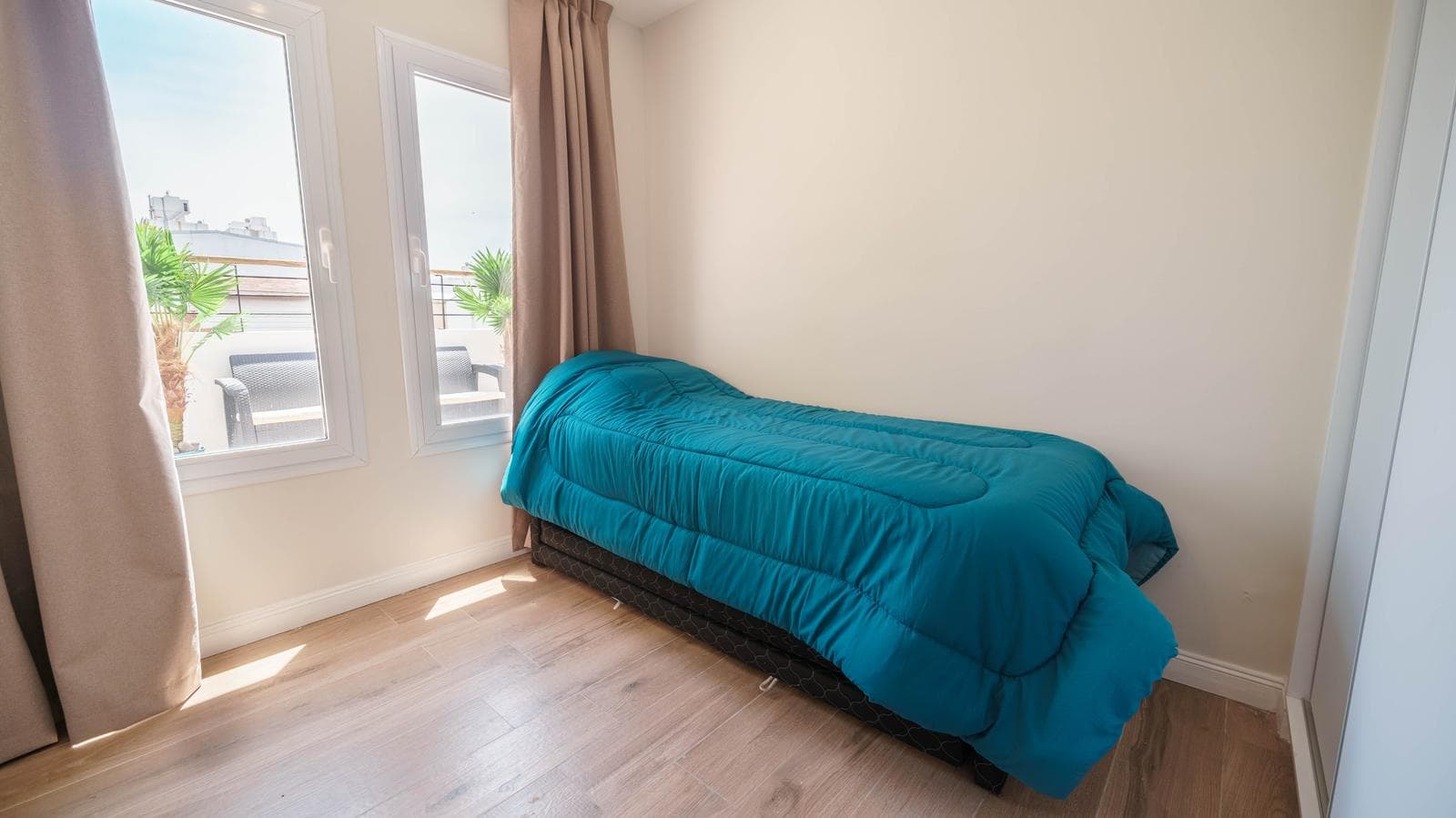 Fully Recycled Duplex Apartment in Chauvin