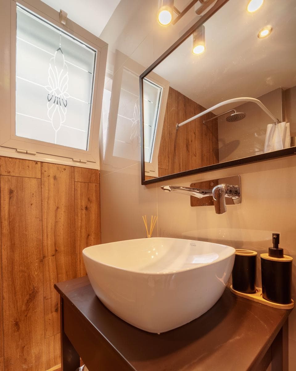 Fully Recycled Duplex Apartment in Chauvin