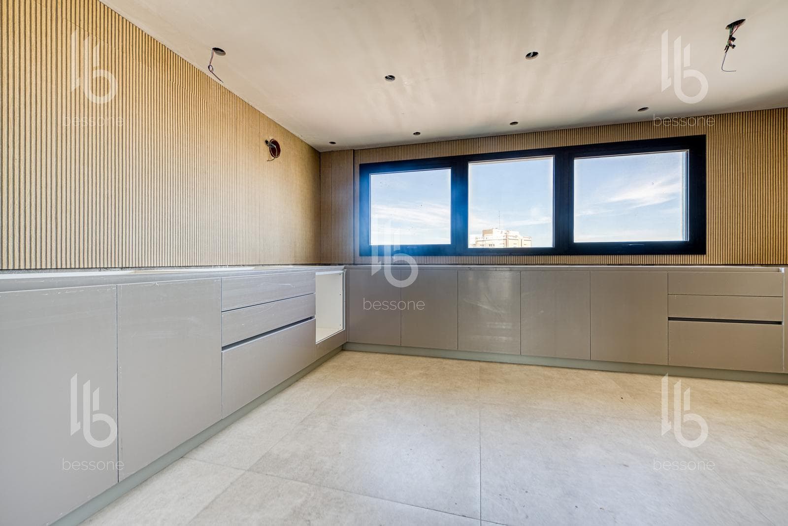 Apartment - La Perla Sur