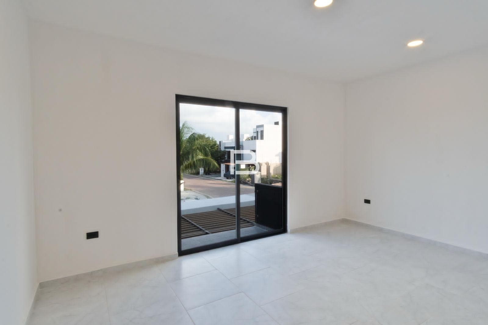 Rio Residential, Cancun: House for Sale