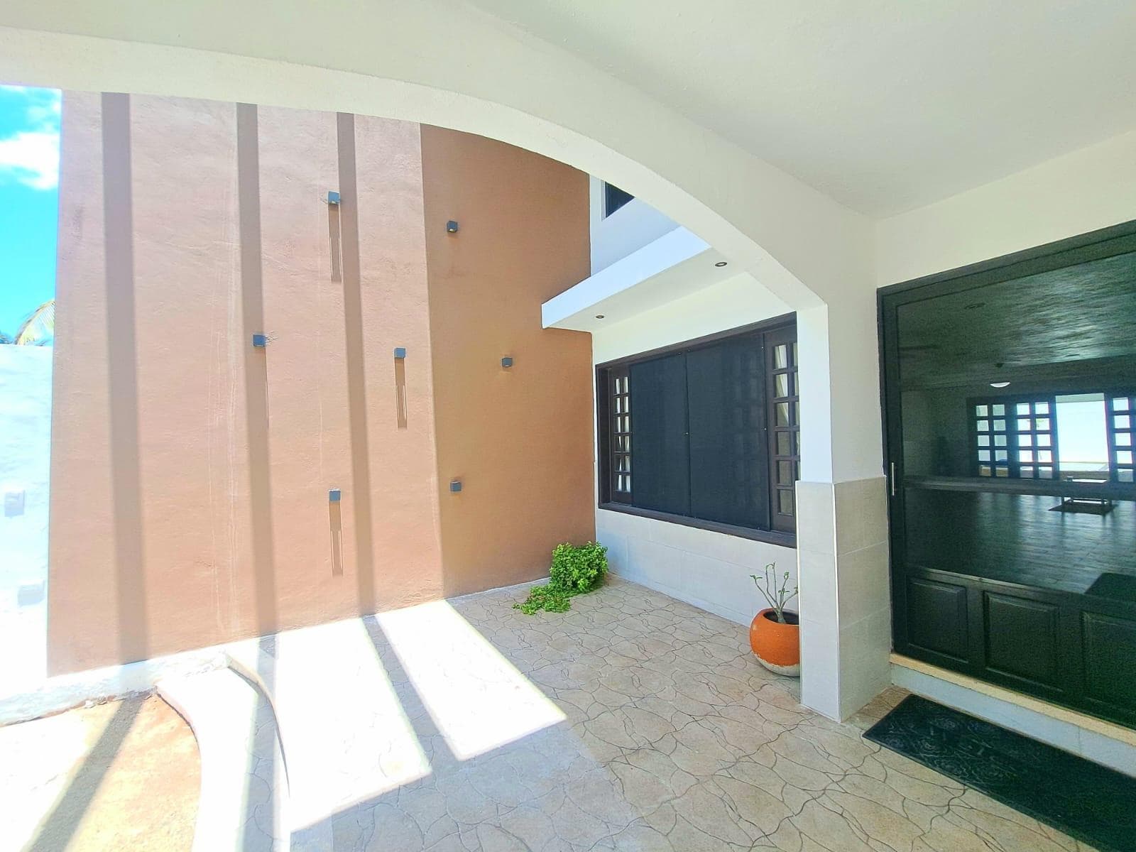 House for Sale on the Beach in Chicxulub, Yucatán