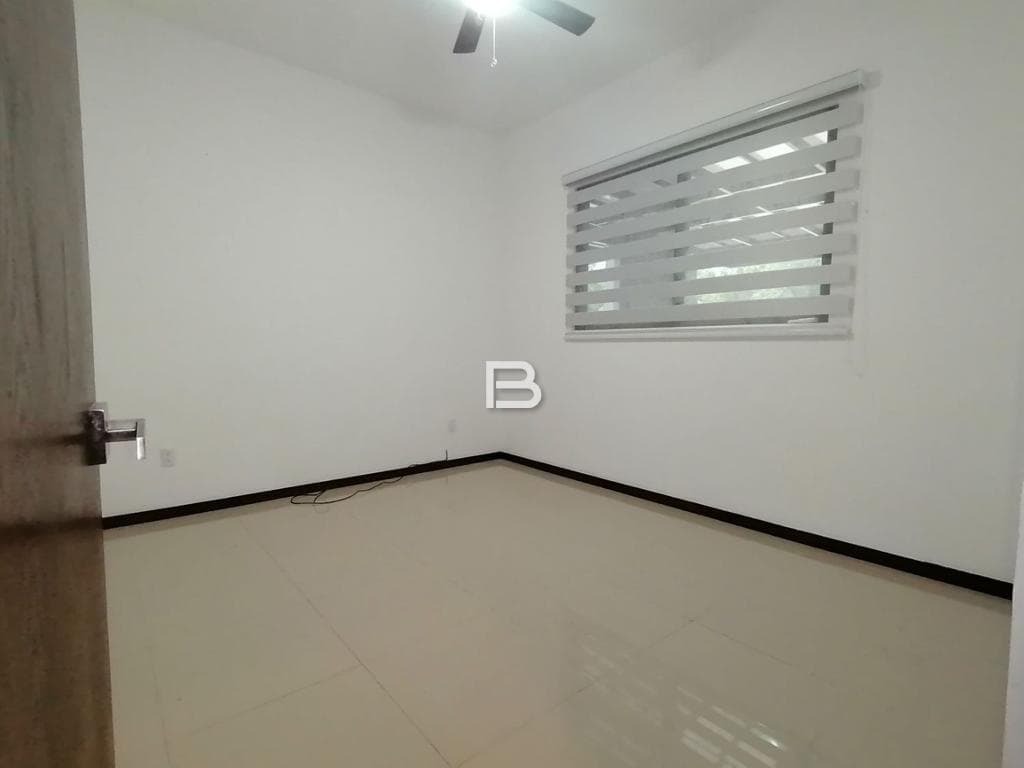 Aqua Cancún Phase 2: House for Rent